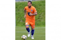 Sjajni lijevi bek Bojan Puzigaća završio karijeru: Bolje mlad trener, nego star igrač