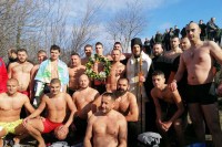 Пливање на Неретви у Мостару благословио владика Димитрије