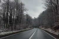 Стање на путевима: Поледица у вишим предјелима