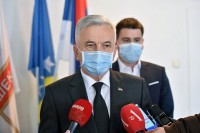 Чубриловић: Приоритет изградња пута према Каштијељу