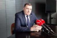 Dodik: Predstoji težak period, ali oni koji napadaju Srpsku neće uspjeti