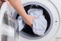 Mislite da vam veš-mašina "krade" čarape? Evo nekoliko savjeta za rješenje ovog problema