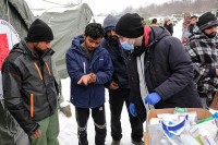 Ujić i Štefanek: Prihvatni centri za migrante treba da budu izvan naseljenih mjesta