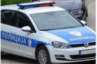 Banjalučanin prijetio da će zapaliti lokal, pa napao policajce