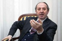 “Tako sam govorio zarad sutra”, knjiga intervjua Srete Tanasića: Svjedočenja o jeziku ovog vremena