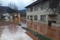 Бистрица поплавила двије стамбене зграде у Миљевини код Фоче