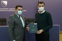 У ФБиХ потписан споразум о стамбеном збрињавању