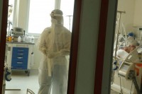 Preminulo 12 zaraženih, virus korona potvrđen kod još 125 osoba
