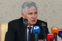 Čović: Predstavnici međunarodne zajednice da zaustave haos