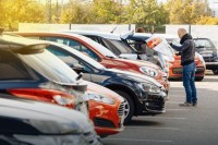 Продаја аутомобила у Европи потонула за четвртину у јануару