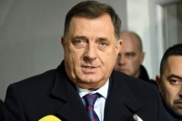 Dodik čestitao novoizabranom patrijarhu Porfiriju