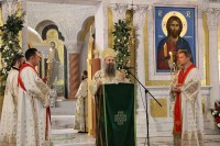 Патријарх српски Порфирије служио прву литургију у Храму Светог Саве