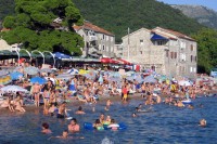 Извјесно само љетовање у Неуму и Црној Гори