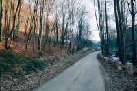 Повољни услови за вожњу, слабија магла у котлинама