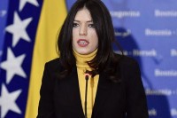 Vulić: Sramna i uvredljiva Helezova diskusija o Srbima