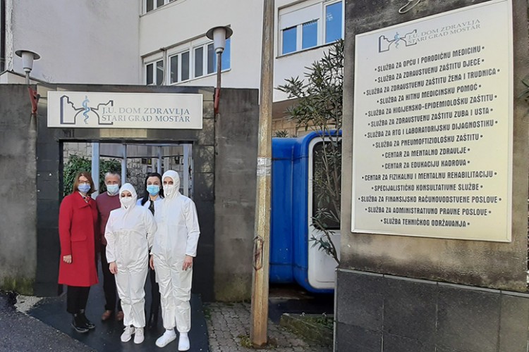Akcija "Superheroji maske nose ispod očiju"