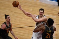 Denver pobijedio Čikago, Jokić na korak od tripl-dabla