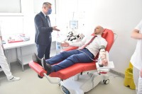 Почело прикупљање крвне плазме од особа које су пребољеле ковид, Милан Петковић први донор