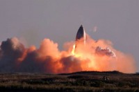Raketa kompanije "Spejs eks se spustila, pa eksplodirala