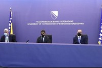 Novalić: FBiH formira radno tijelo za nabavku vakcina, opet imamo vanrednu situaciju