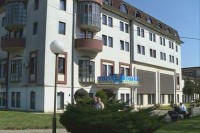 Бања Дворови остаје ковид болница