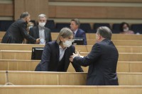 Na mala vrata uvode jednodomni parlament