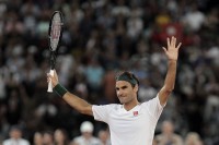 Federer se danas vraća na teren, Evans prvi rival u Dohi