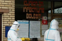 Virus korona potvrđen kod još 376 osoba u Srpskoj, preminulo 16 pacijenata