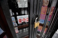 Zatvaraju se kafići, frizerski saloni i tržni centri u Srpskoj