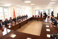 Delegacije SNSD-a, SDS-a i PDP-a nisu se sastale dvije godine: Na dijalog zaboravili i vlast i opozicija