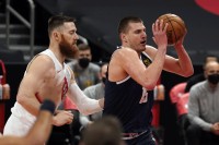 Dabl-dabl Jokića, Bogdanović ubacio 20 poena Kingsima