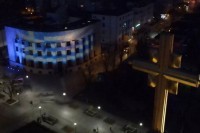 Palata Republike u bojama grčke zastave