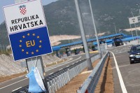 U Hrvatsku od sutra i sa brzim testom i potvrdom o vakcinaciji bilo kojom vakcinom