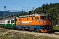 Doboj: Jedna osoba poginula u sudaru pružnog i motornog vozila