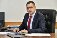 Лучић: Наставити са унапређењем статуса Рома