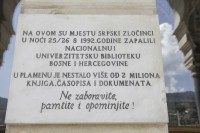 Ćosić zatražio uklanjanje tabli u Sarajevu kojima se podstiče mržnja prema Srbima
