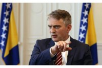 Komšić:Pahor je pitao o mirnom razlazu u BiH
