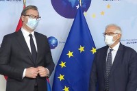 Вучић: Нисам видео "нон-пејпер" нити сам разговарао са Јаншом