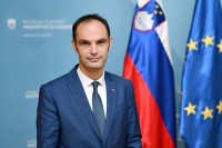 MIP Slovenije: „Fantomski non-pejper“ ne postoji