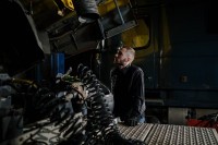 Амерички робот уништава 100.000 биљака корова на сат