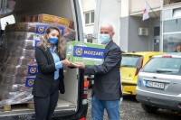 Kомпанија Mozzart донирала основне прехрамбене намирнице угроженим Приједорчанима