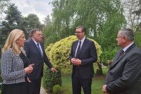 Vučić se sastao s Dodikom, Cvijanovićevom i Viškovićem