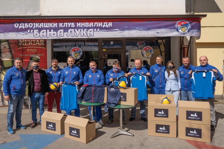 Kompanija „Grand trade“ donirala opremu