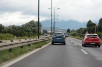 Stanje na putevima: Nesmetano odvijanje saobraćaja, na prelazima bez gužve