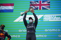 Hamilton potpisuje novi ugovor s Mercedesom prije pauze