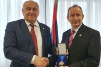 Milunoviću spomen-medalja Kluba generala i admirala Srbije