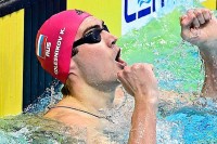 Kolesnikov oborio svjetski rekord na 50 metara leđno