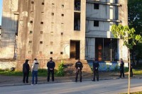 U toku izmještanje migranata iz centra Bihaća u kamp Lipa