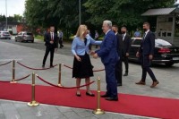 Počeo sastanak predsjednice Srpske i premijera Crne Gore