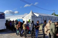 U Lipu izmješteno 255 migranata sa četiri lokacije u Bihaću